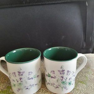 Vintage 1989  Potpourri Press Set of Mugs